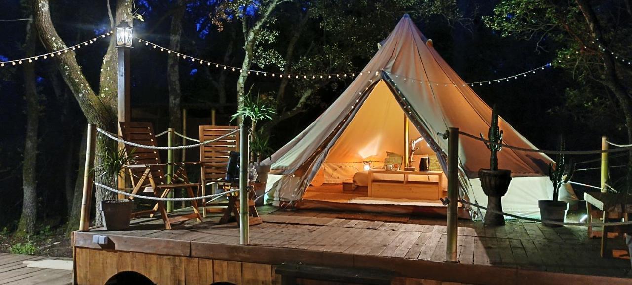 Evasion En Pleine Nature, Tipi Insolite Et Jacuzzi Au Pont Du Gard ! Vers-Pont-du-Gard Esterno foto